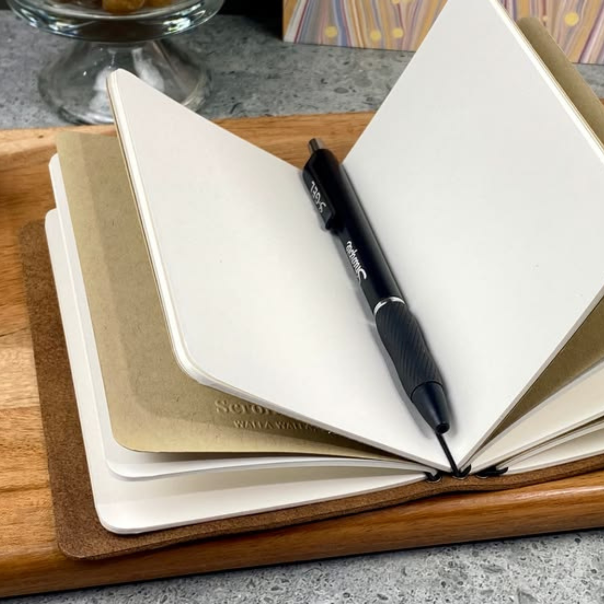 COUVERTURE EN CUIR VÉRITABLE