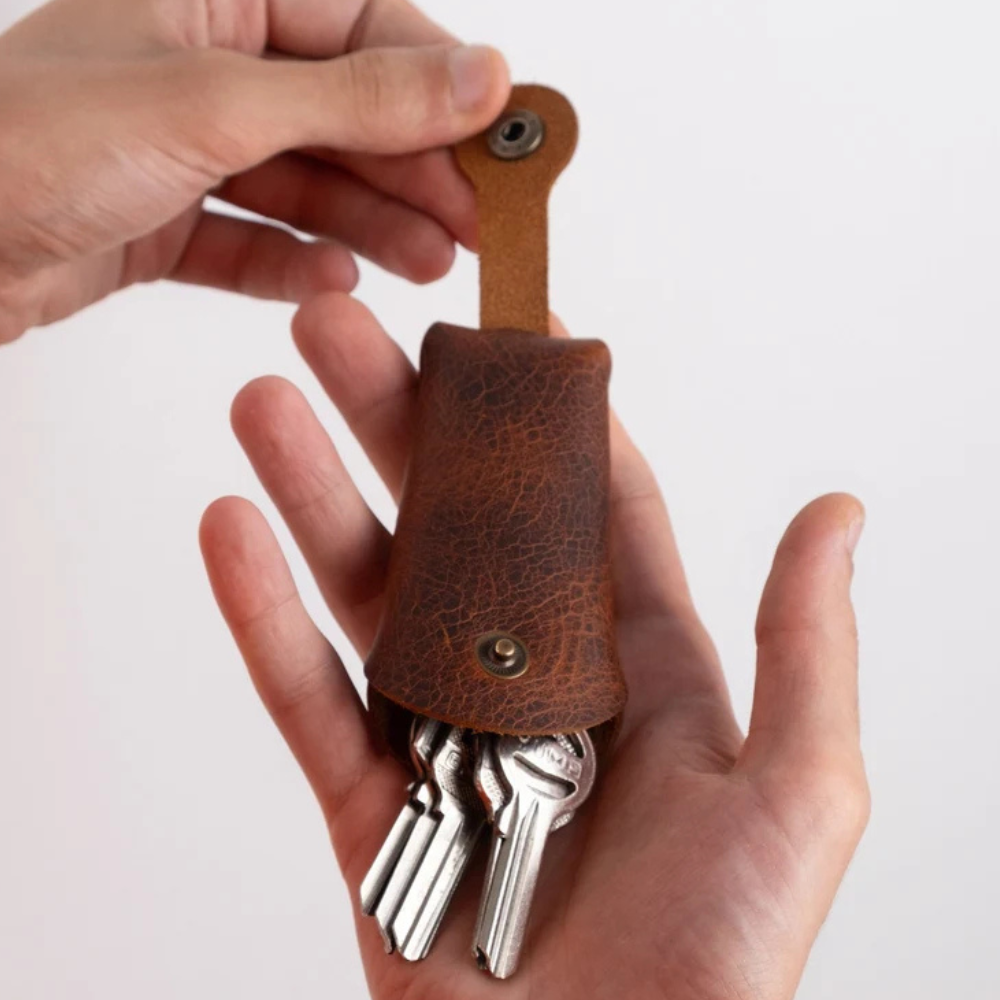 ÉTUI À CLÉS DE VOITURE EN CUIR